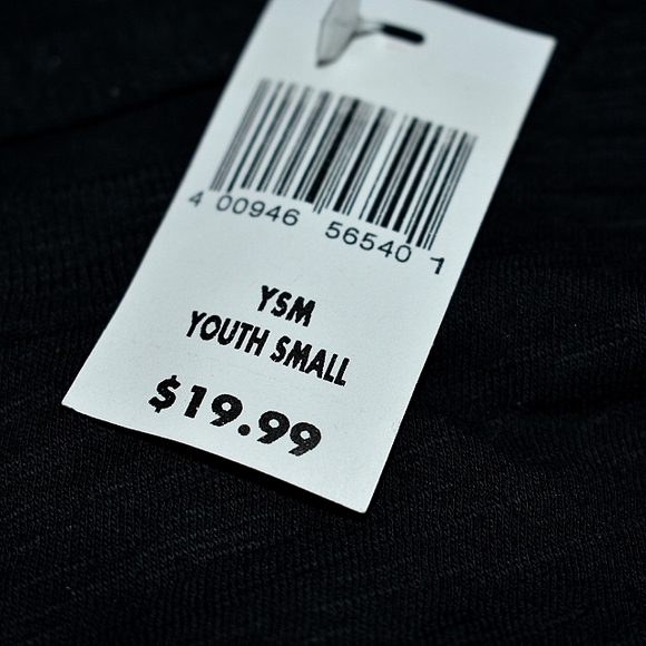 NWT Marvel AVENGERS Hawkeye kids graphic t-shirt size Youth Small/5 or 6 - Picture 5 of 5